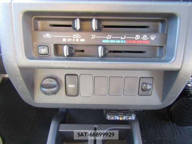 Daihatsu HIJET TRUCK 2015-04 6906183-14