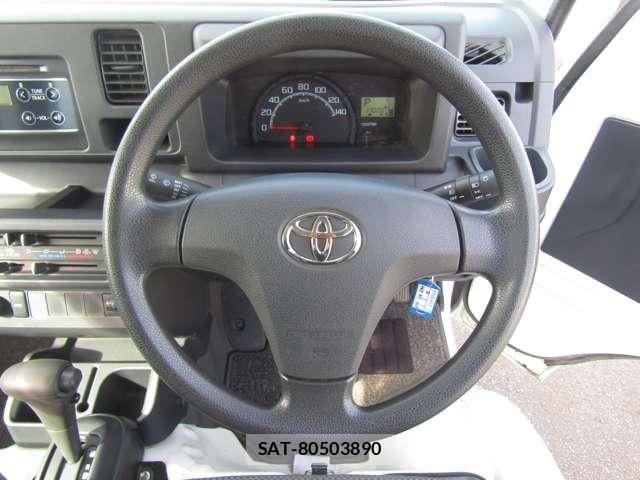 Daihatsu HIJET TRUCK 2015-04 6906182-12