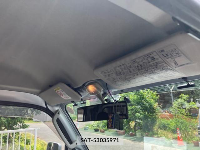 Daihatsu HIJET TRUCK 2017-08 7058827-8