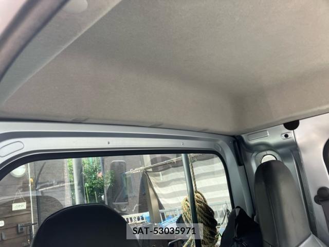 Daihatsu HIJET TRUCK 2017-08 7058827-9