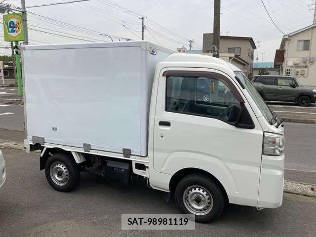 Daihatsu HIJET TRUCK 2016-01 7058822-9