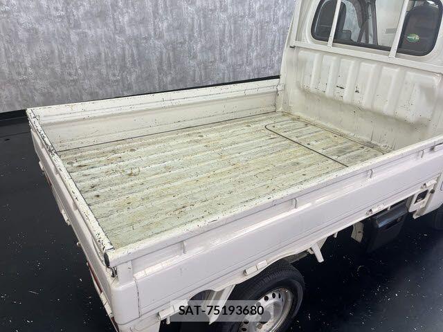 Daihatsu HIJET TRUCK 2018-01 7219502-12