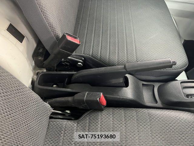 Daihatsu HIJET TRUCK 2018-01 7219502-22