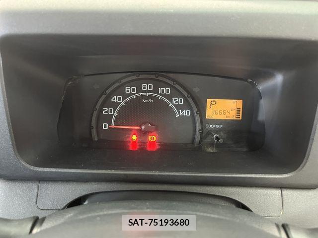 Daihatsu HIJET TRUCK 2018-01 7219502-7