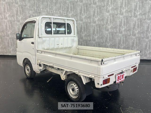 Daihatsu HIJET TRUCK 2018-01 7219502-8