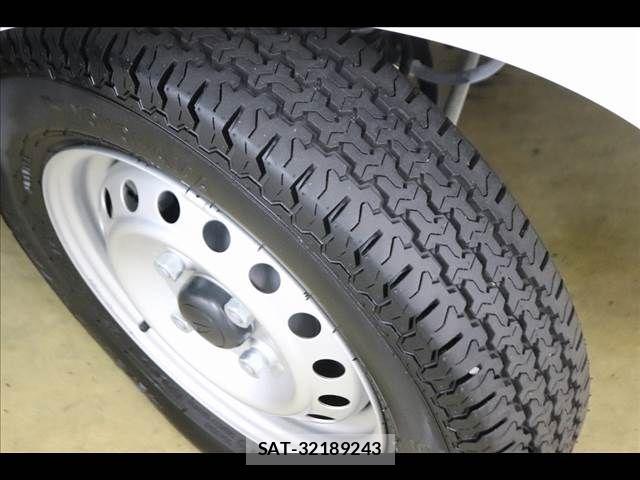 Daihatsu HIJET TRUCK 2025-07 7219510-23