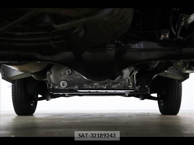 Daihatsu HIJET TRUCK 2025-07 7219510-25