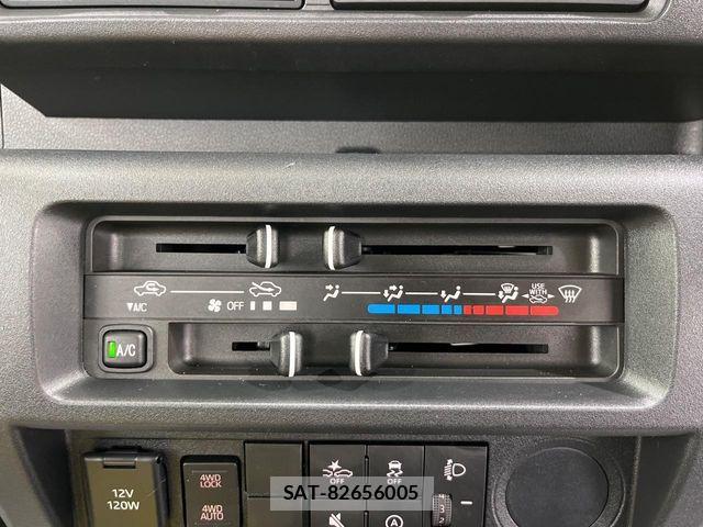 Daihatsu HIJET TRUCK 2025-05 7219512-6