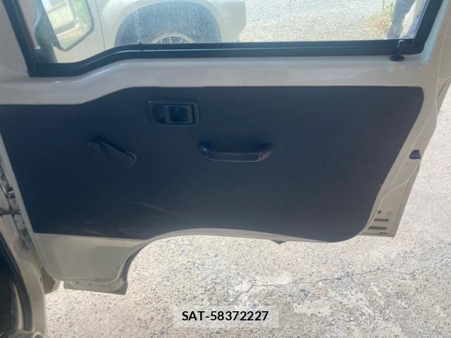 Daihatsu HIJET TRUCK 2006-06 7219486-11