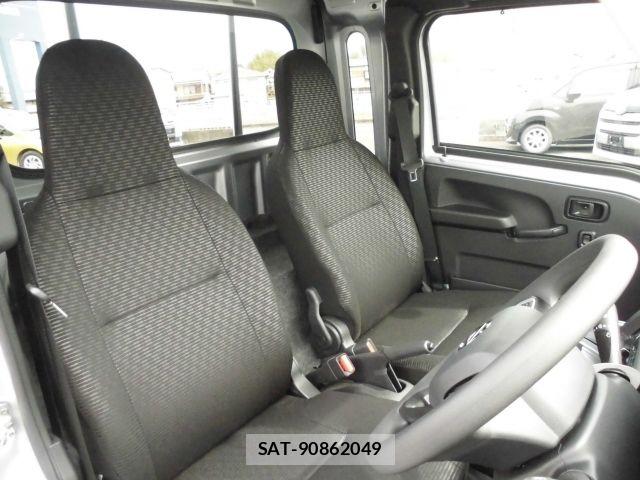 Daihatsu HIJET TRUCK 2025-06 7219509-9