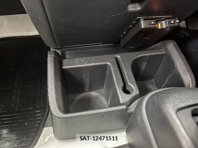 Daihatsu HIJET TRUCK 2018-01 7219501-23
