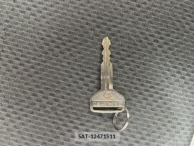 Daihatsu HIJET TRUCK 2018-01 7219501-25
