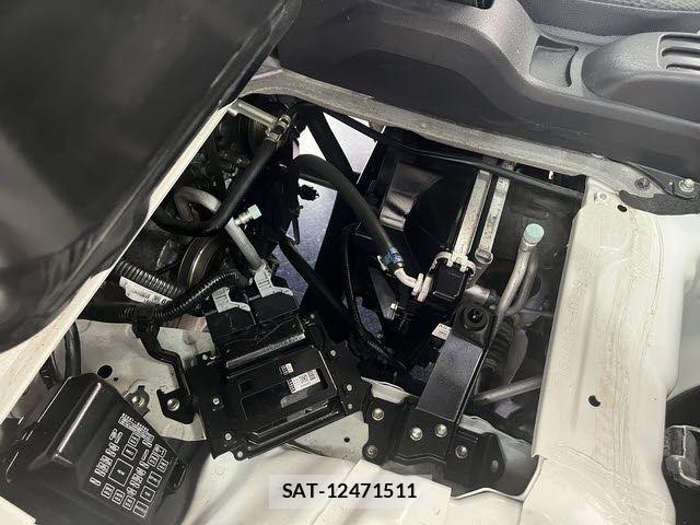 Daihatsu HIJET TRUCK 2018-01 7219501-27