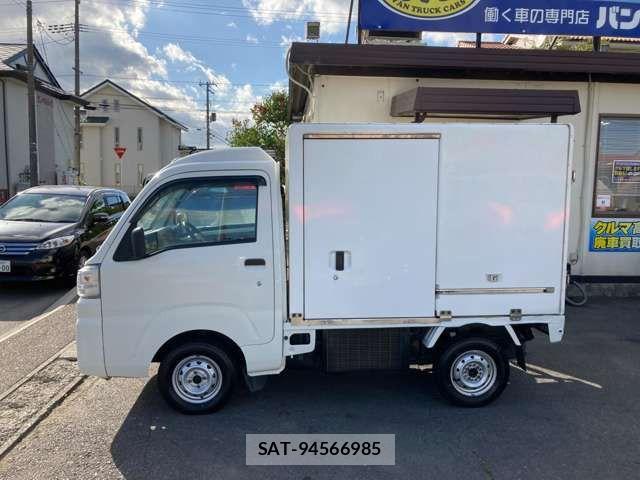 Daihatsu HIJET TRUCK 2016-01 7251016-17