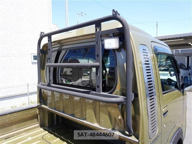 Daihatsu HIJET TRUCK 2020-12 7251013-15