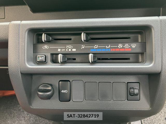Daihatsu HIJET TRUCK 2015-07 7251012-16