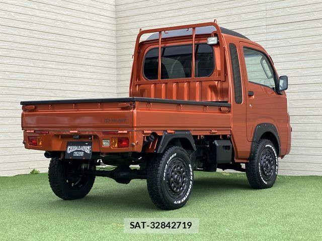 Daihatsu HIJET TRUCK 2015-07 7251012-1