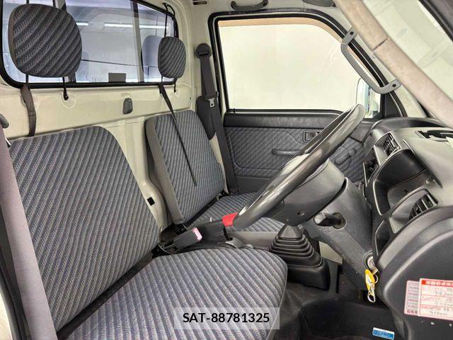 Daihatsu HIJET TRUCK 2004-05 7327463-2