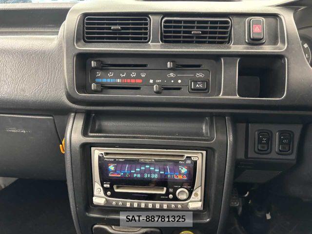 Daihatsu HIJET TRUCK 2004-05 7327463-6