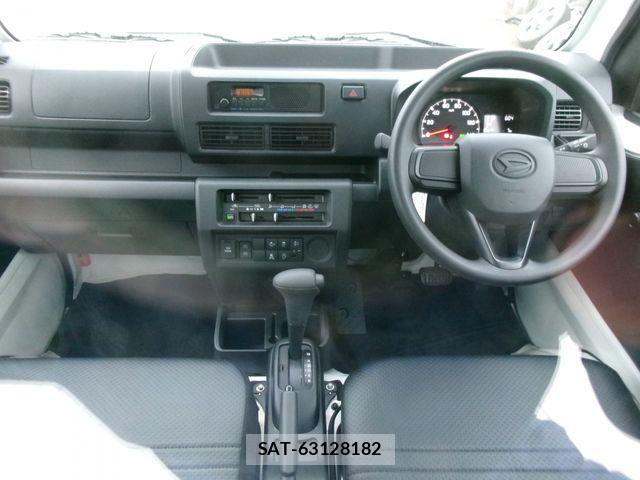 Daihatsu HIJET TRUCK 2026-01 7327446-24