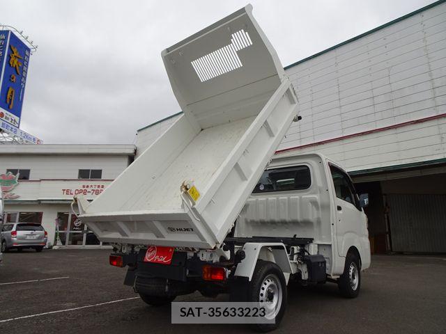 Daihatsu HIJET TRUCK 2017-05 7327445-2