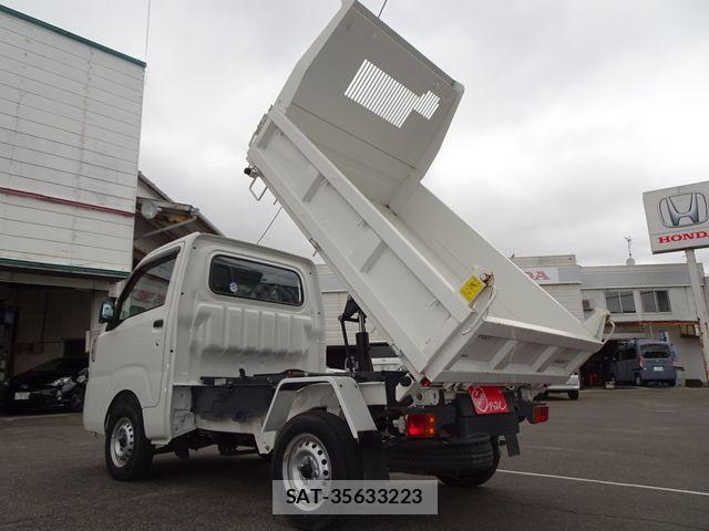 Daihatsu HIJET TRUCK 2017-05 7327445-4