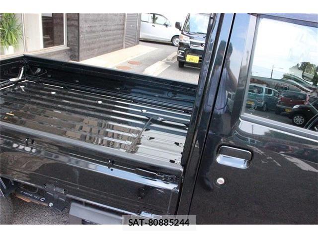 Daihatsu HIJET TRUCK 2017-04 7327451-15