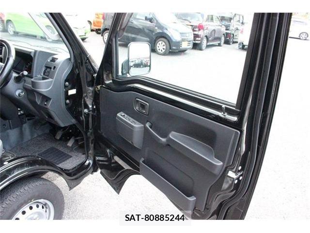Daihatsu HIJET TRUCK 2017-04 7327451-23