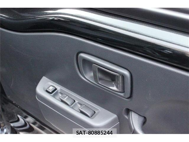 Daihatsu HIJET TRUCK 2017-04 7327451-24