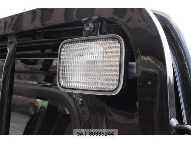 Daihatsu HIJET TRUCK 2017-04 7327451-26