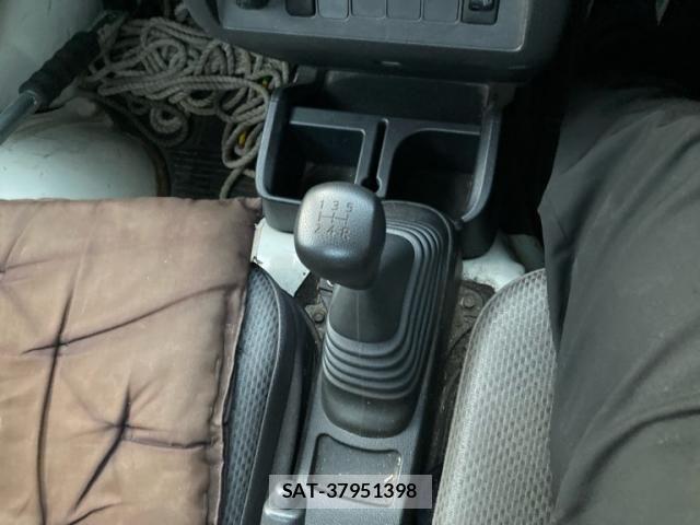 Daihatsu HIJET TRUCK 2016-05 7327455-17