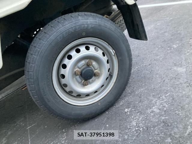 Daihatsu HIJET TRUCK 2016-05 7327455-5