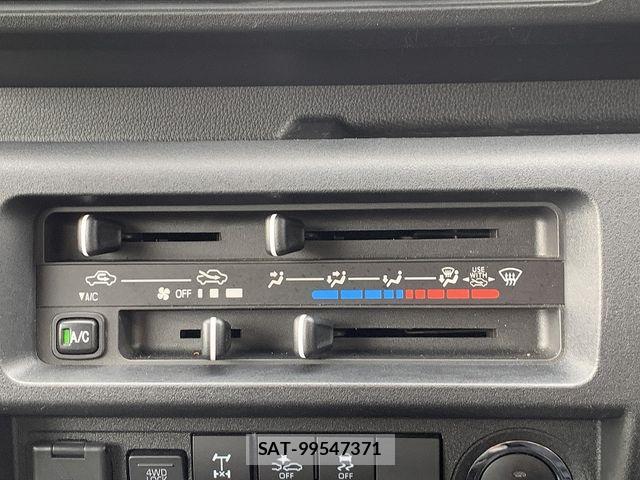 Daihatsu HIJET TRUCK 2023-04 7358074-12
