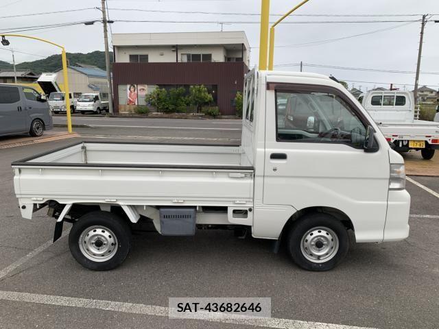 Daihatsu HIJET TRUCK 2012-02 7358067-3
