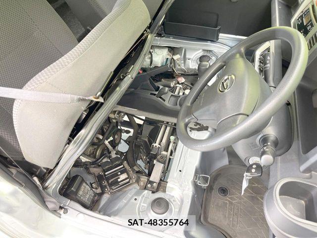 Daihatsu HIJET TRUCK 2017-04 7392354-14