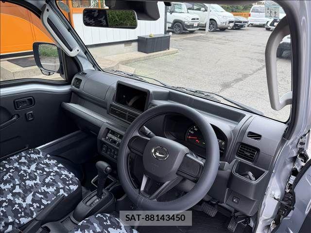 Daihatsu HIJET TRUCK 2024-11 7392350-1