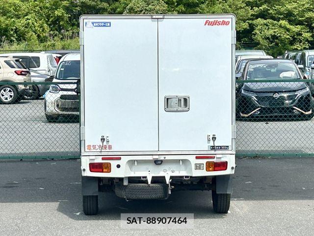 Daihatsu HIJET TRUCK 2021-03 7454743-11