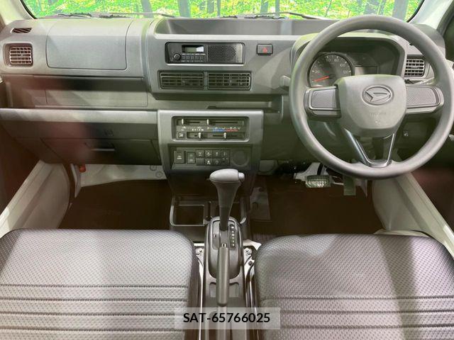 Daihatsu HIJET TRUCK 2025-10 7500876-1