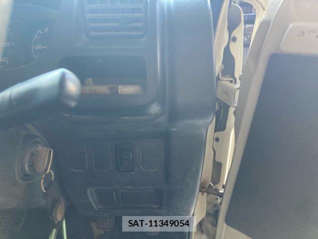 Daihatsu HIJET TRUCK 2000-01 7500880-15