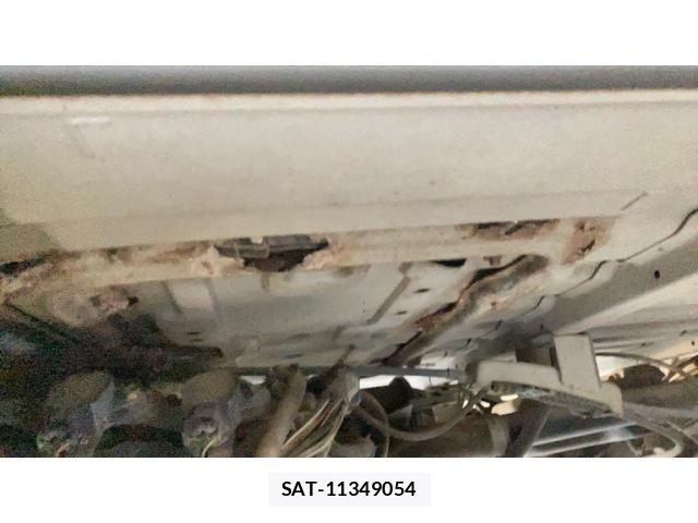 Daihatsu HIJET TRUCK 2000-01 7500880-24