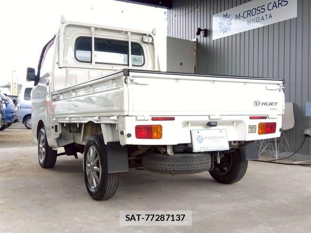 Daihatsu HIJET TRUCK 2015-02 7500877-4