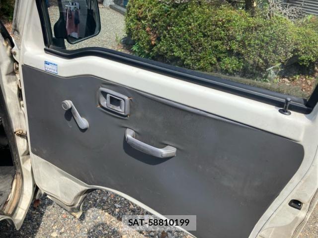 Daihatsu HIJET TRUCK 2001-08 7500879-11