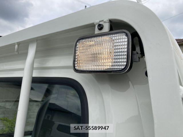 Daihatsu HIJET TRUCK 2018-06 7616991-24