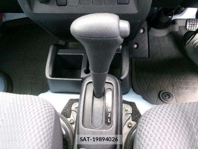 Daihatsu HIJET TRUCK 2015-10 7616989-17