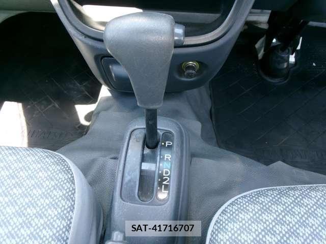 Daihatsu HIJET TRUCK 2007-10 7616993-8