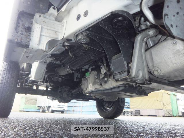 Daihatsu HIJET TRUCK 2023-03 7724047-24