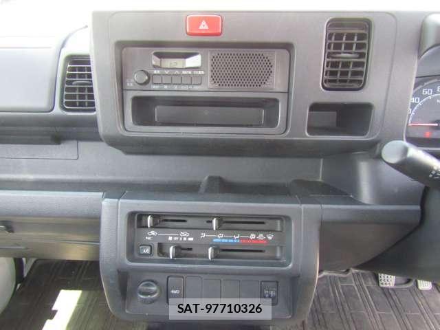 Daihatsu HIJET TRUCK 2019-05 7724042-17
