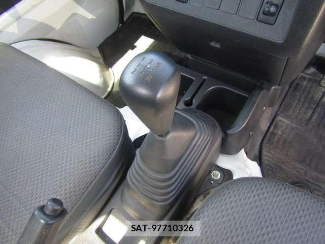 Daihatsu HIJET TRUCK 2019-05 7724042-18