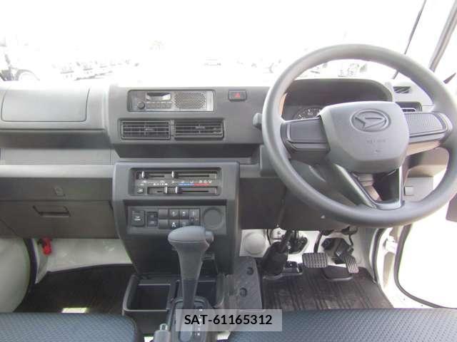 Daihatsu HIJET TRUCK 2025-12 7724038-12