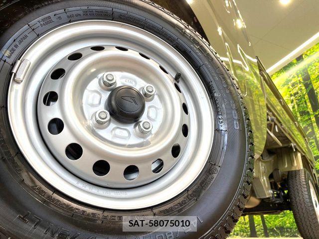 Daihatsu HIJET TRUCK 2025-04 7724034-11